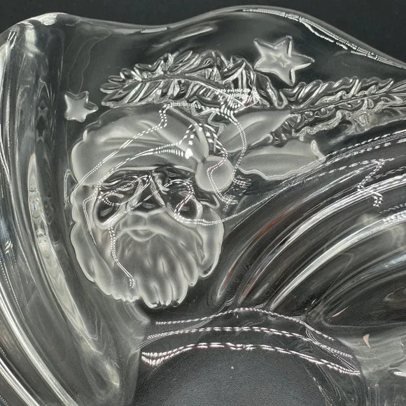 Mikasa Studio One "Holiday Flair" Swirl Crystal BonBon Dish Germany Frosted - Picture 3 of 6